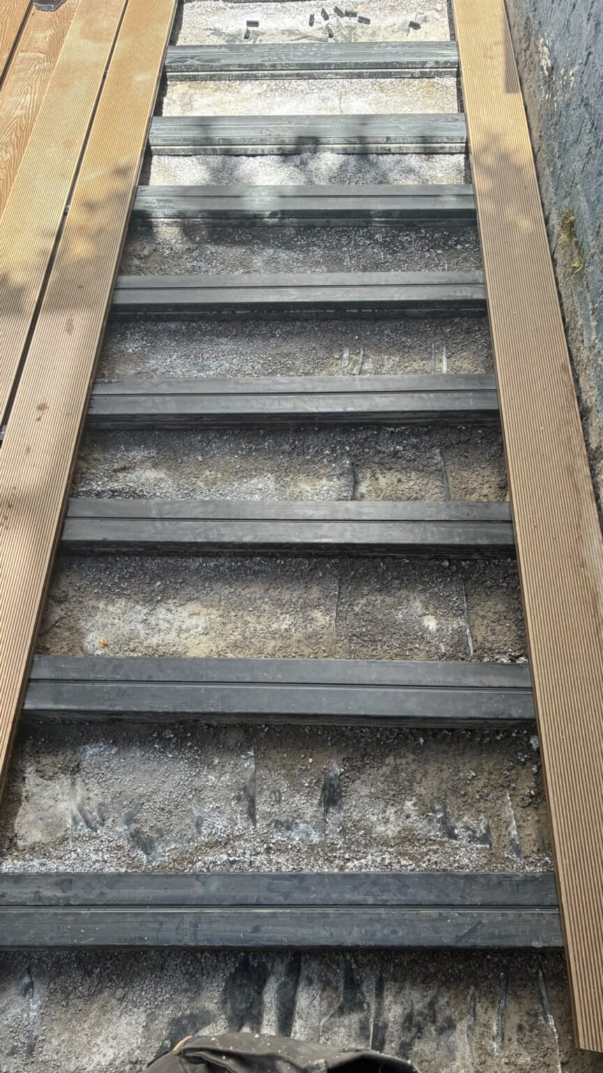 brighton composite decking fitter cladco (4)