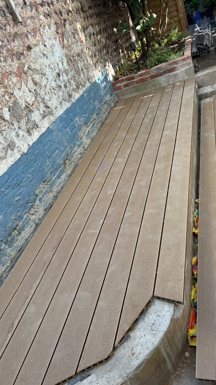 brighton composite decking fitter cladco (4)